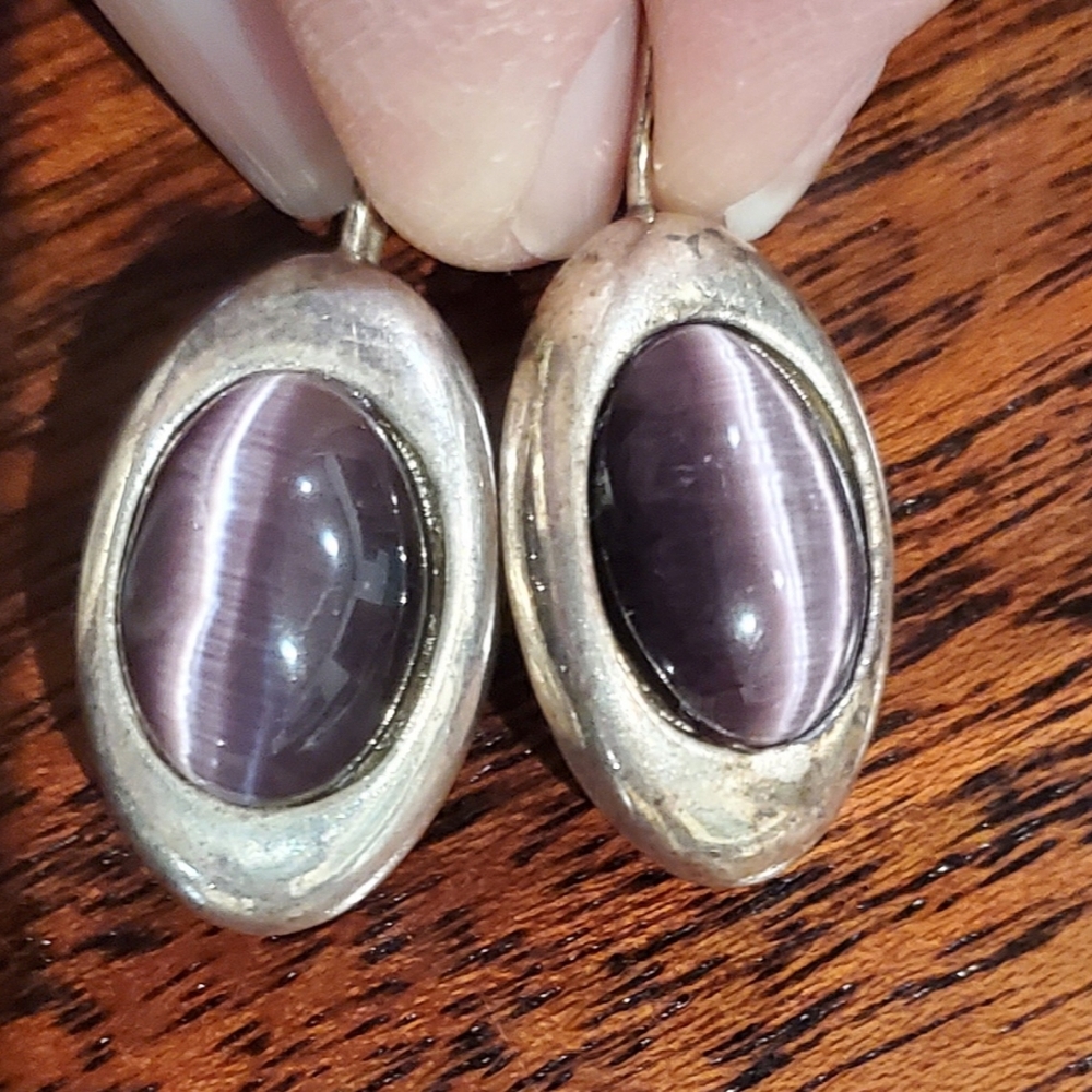 Vintage Silver and Purple Oval Shaped Cat's Eye Earrings